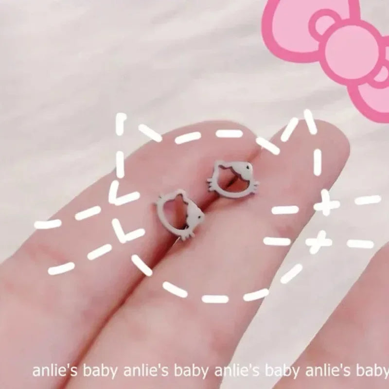 Hello Kitty Necklace